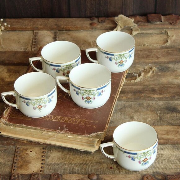 Vintage 1920s 1930s Tea Cup and Saucer, Hutschenreuther Selb China Set, Bavaria - Picture 2 of 10